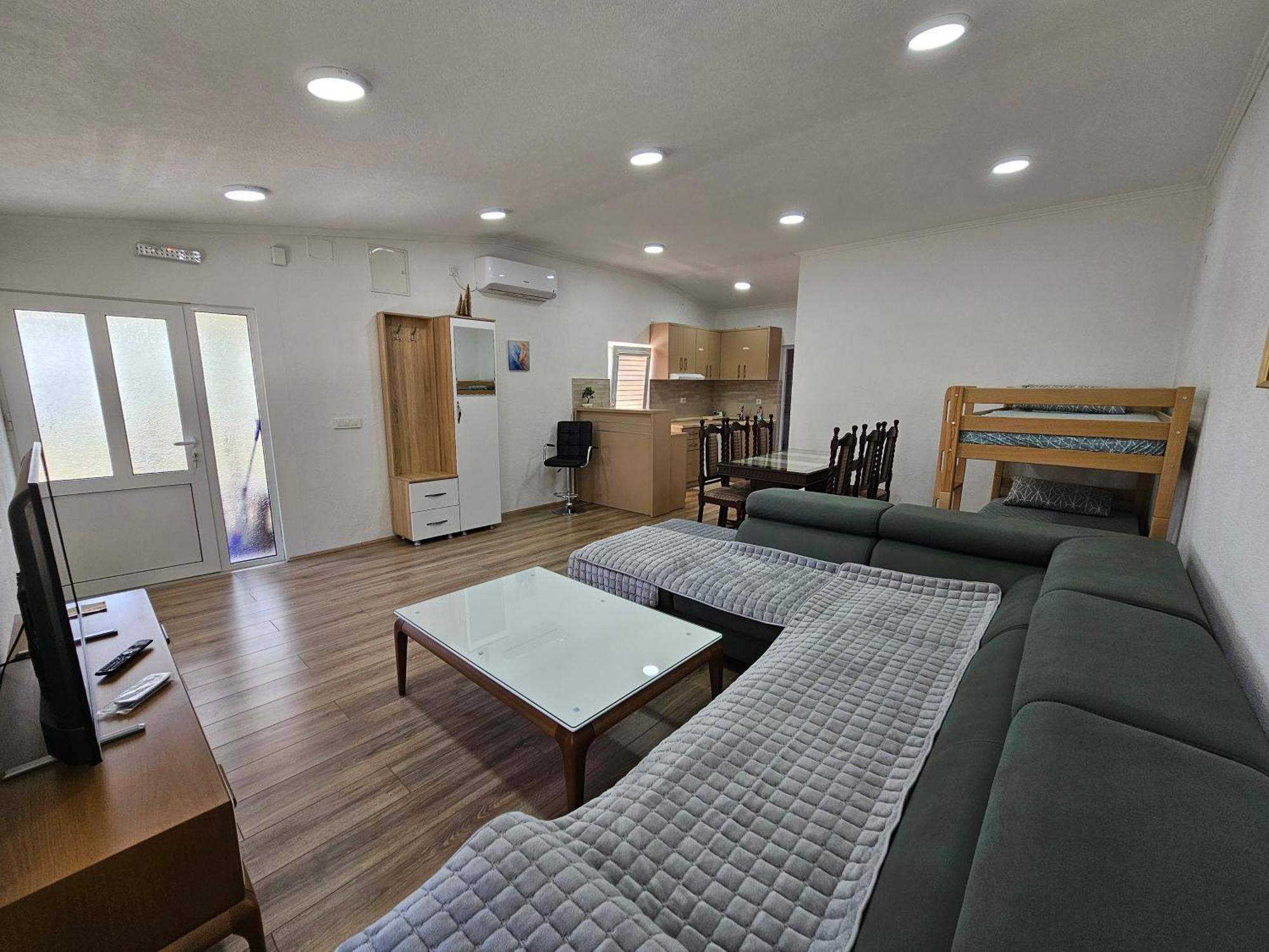 גבגלייה Kemi Apartment מראה חיצוני תמונה
